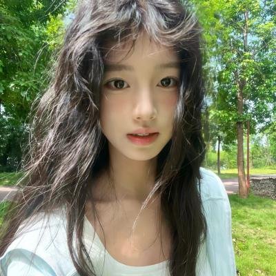 美女霓裳